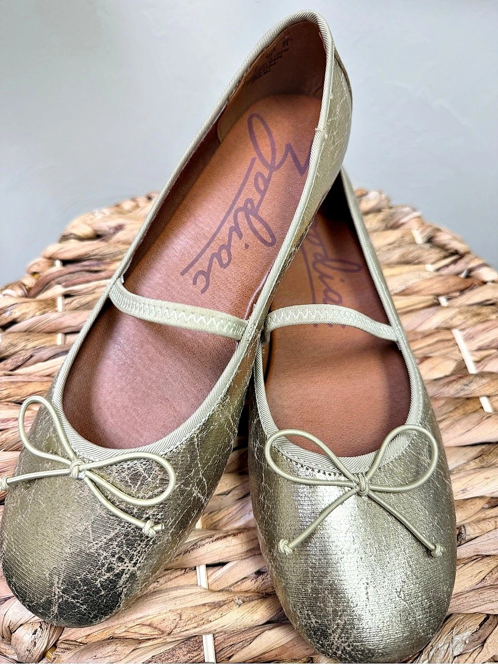 ZODIAC Ballet Flats Mary Jane Gold Ladies 7.5 New